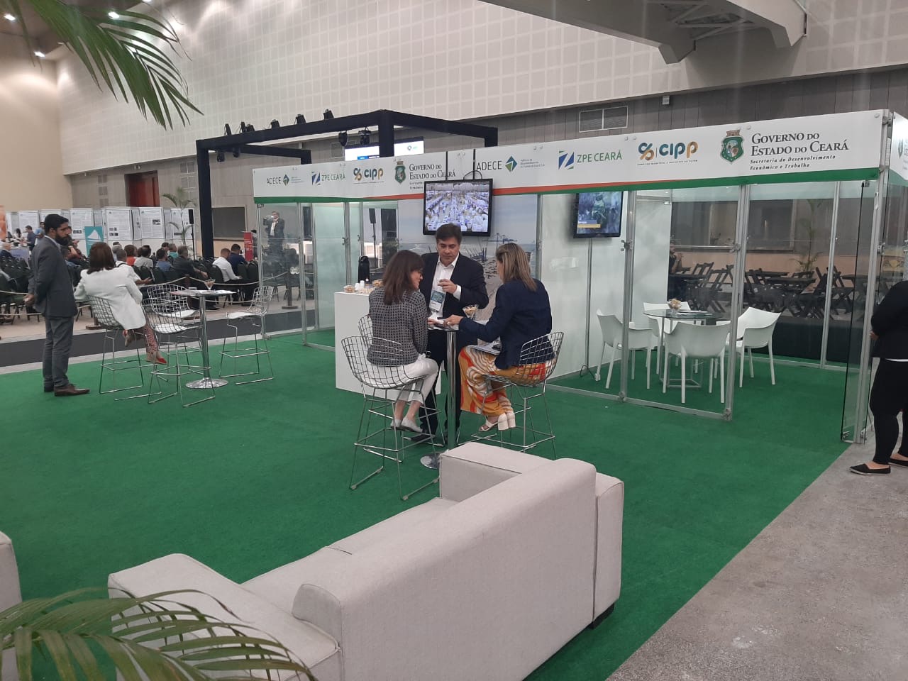 Governo do Ceará mostra potencial em exposição internacional de rochas ornamentais