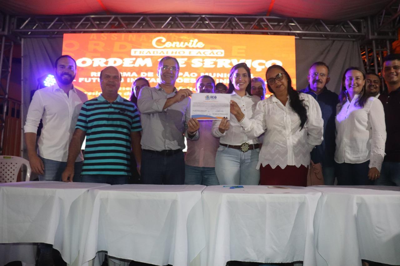 Adece assina ordem de serviço para construção de galpão industrial em Icó