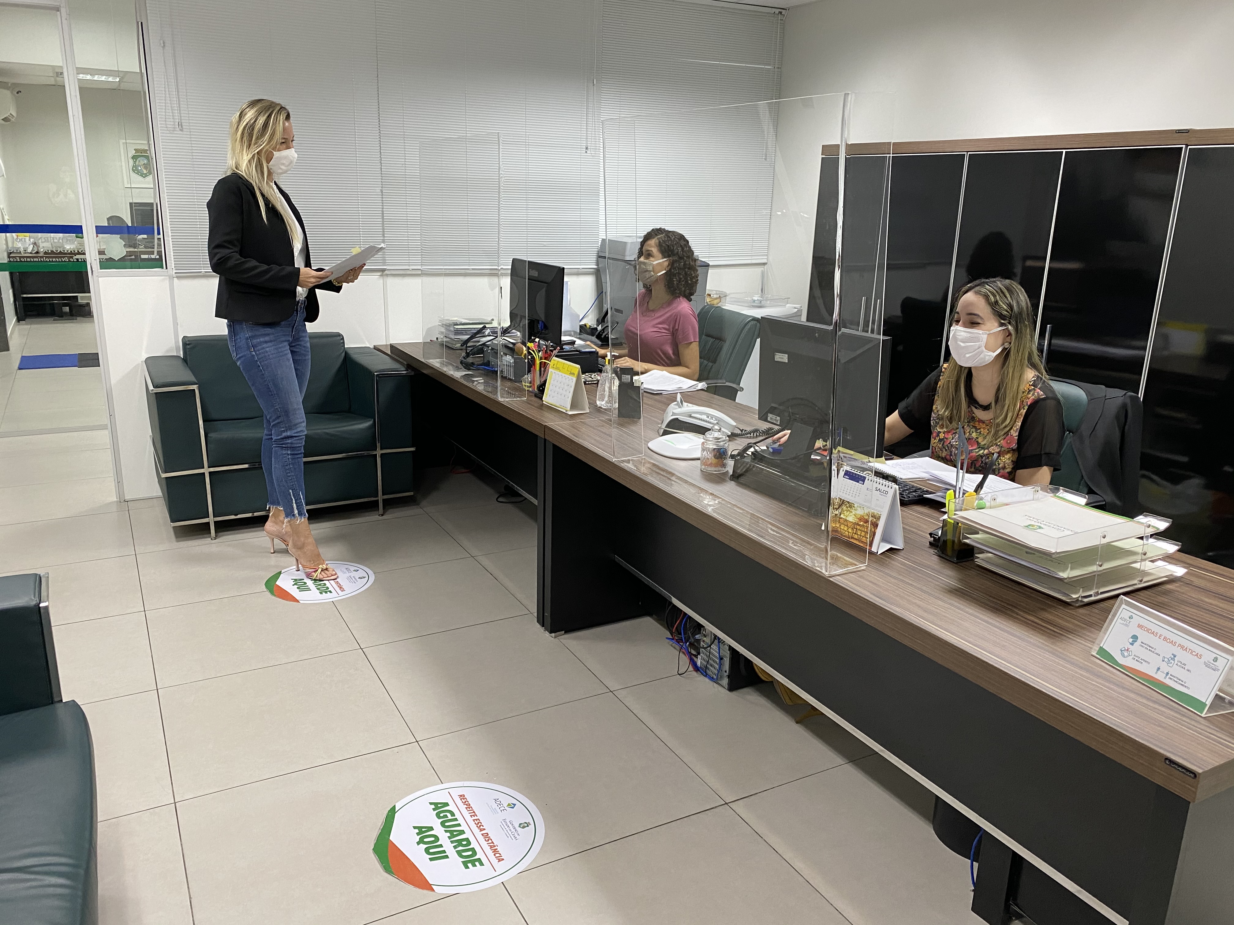 Adece funciona presencialmente com 30% dos colaboradores