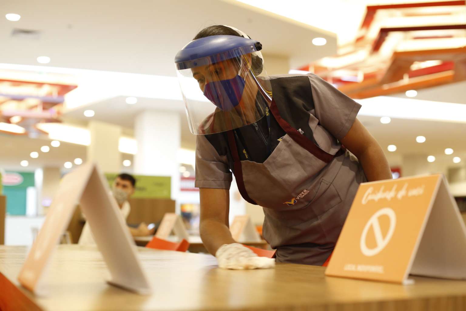 Governo do Ceará anuncia medidas de apoio aos setores de restaurantes e bares