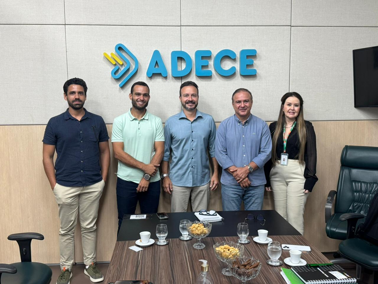 Adece e Prefeitura de Itarema discutem sobre desenvolvimento do Polo Industrial do município